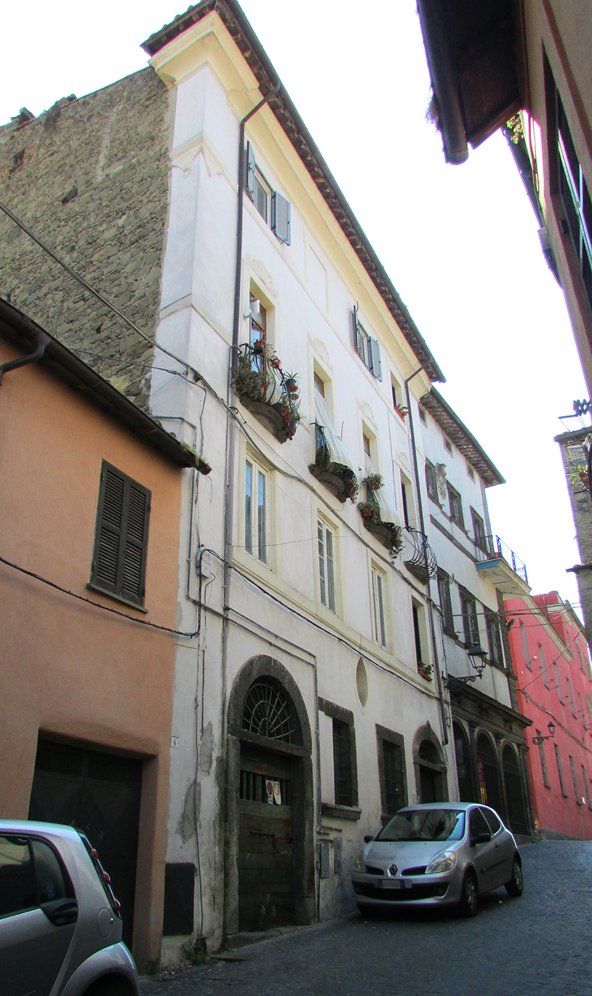 [Palazzetto privato in via San Giovanni, 2, 4]