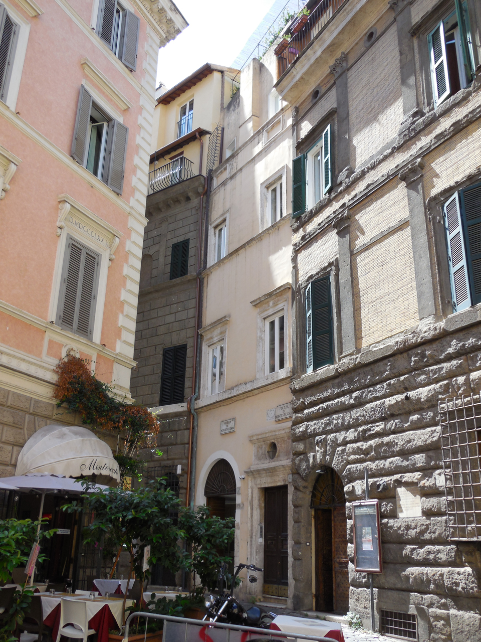 Casa in Piazza di Monte Vecchio, 3D