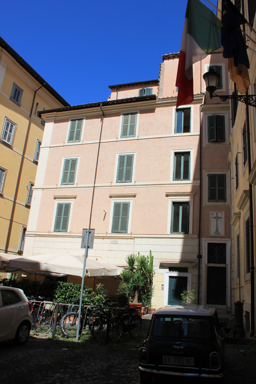 Casa in piazza S. Paolo alla Regola, 40