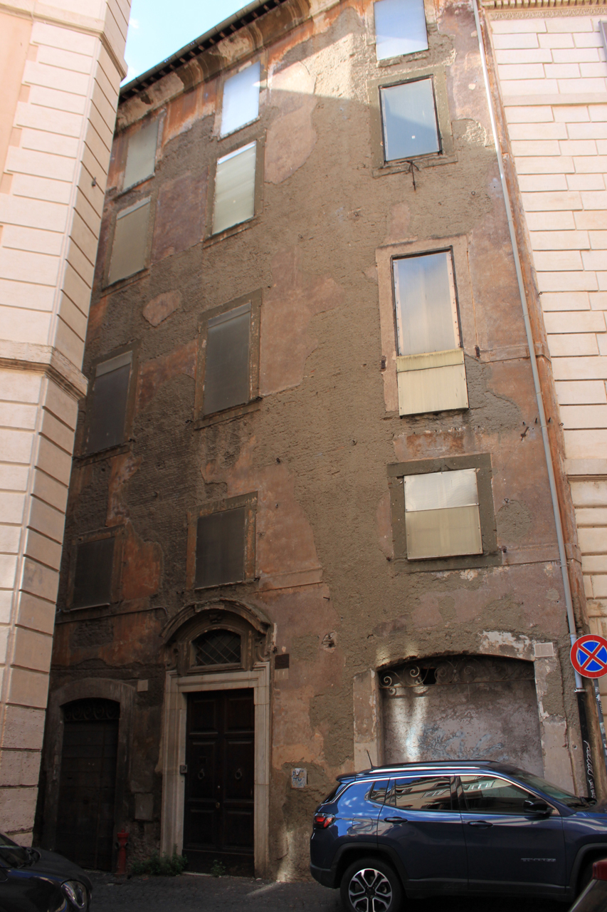 Casa in via dei Delfini, 7