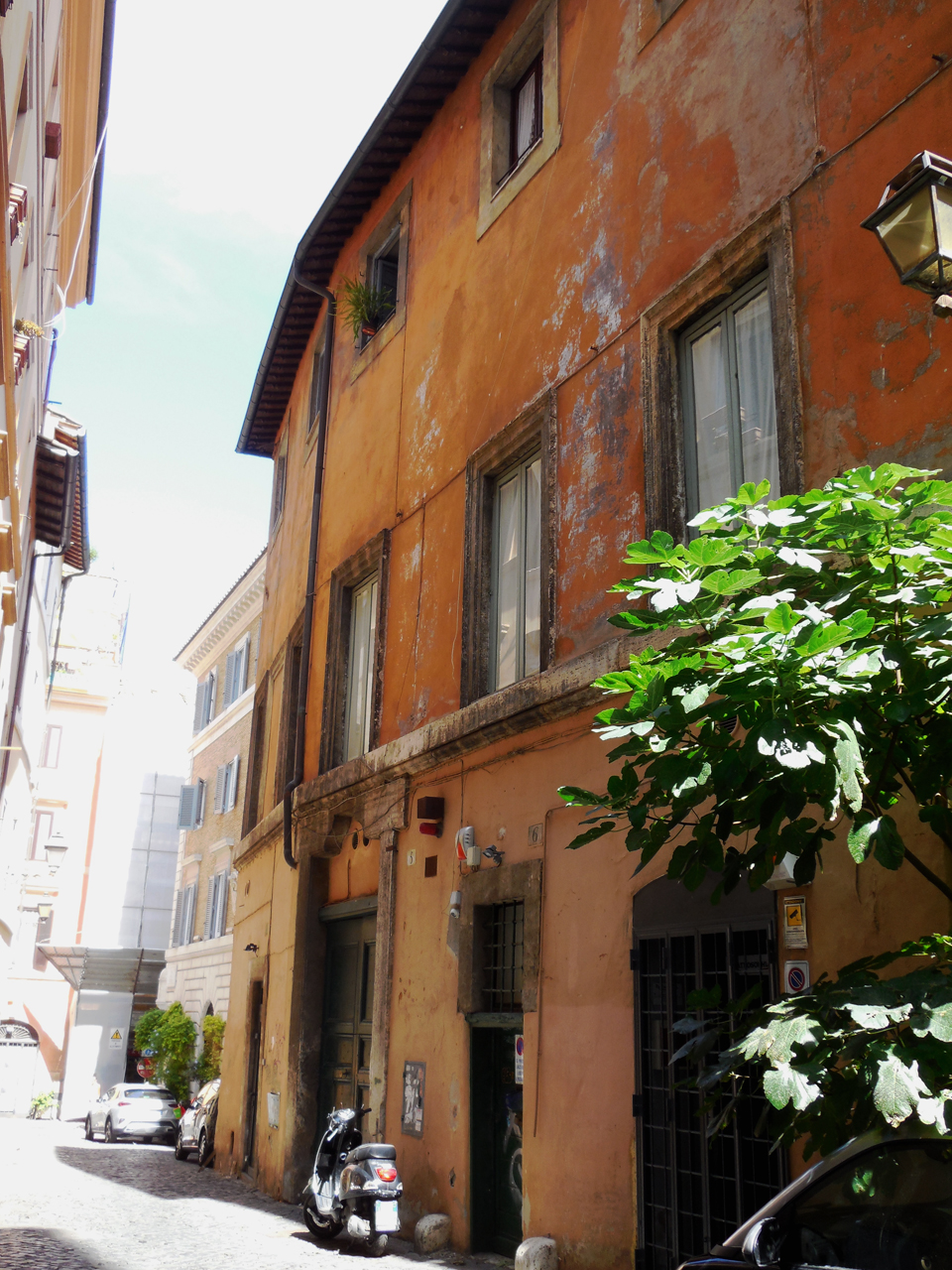 Casa in via della Vetrina, 4