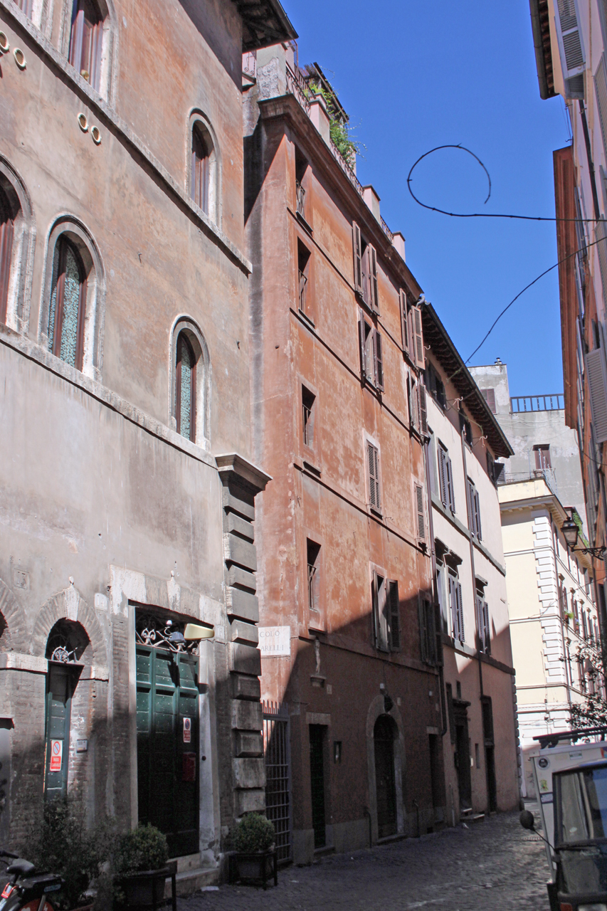 Casa in vicolo Sugarelli, 20