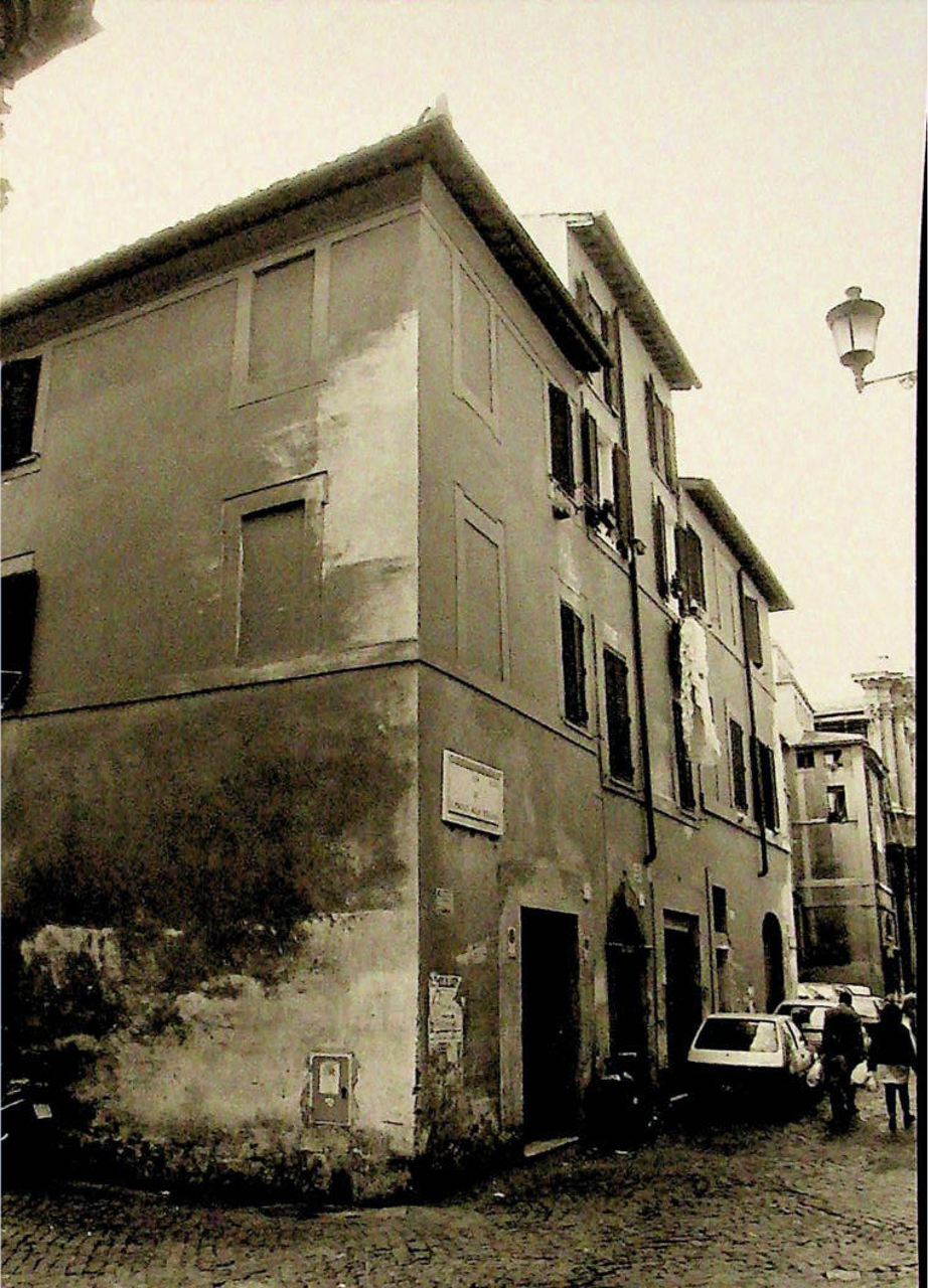 Case in via S. Paolo alla Regola, 7