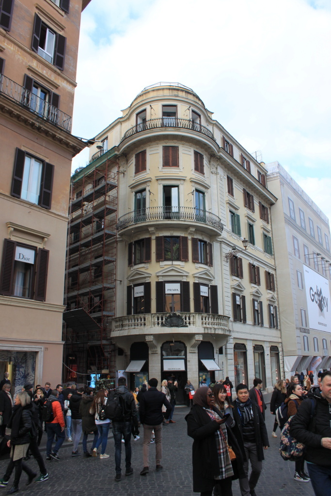 [Casa in Piazza di Spagna, 77]