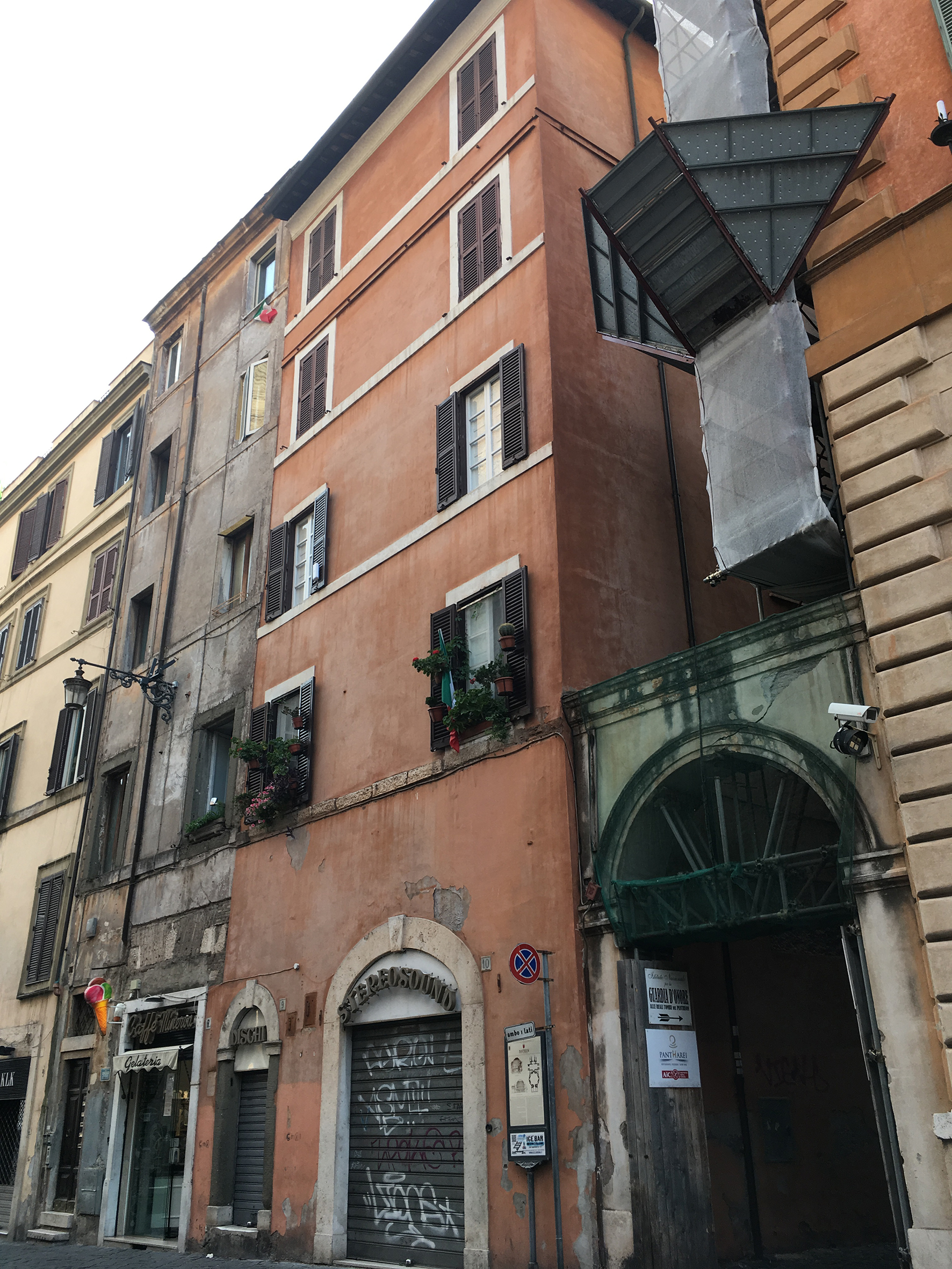 [Casa in Via della Minerva, 9,10 ]