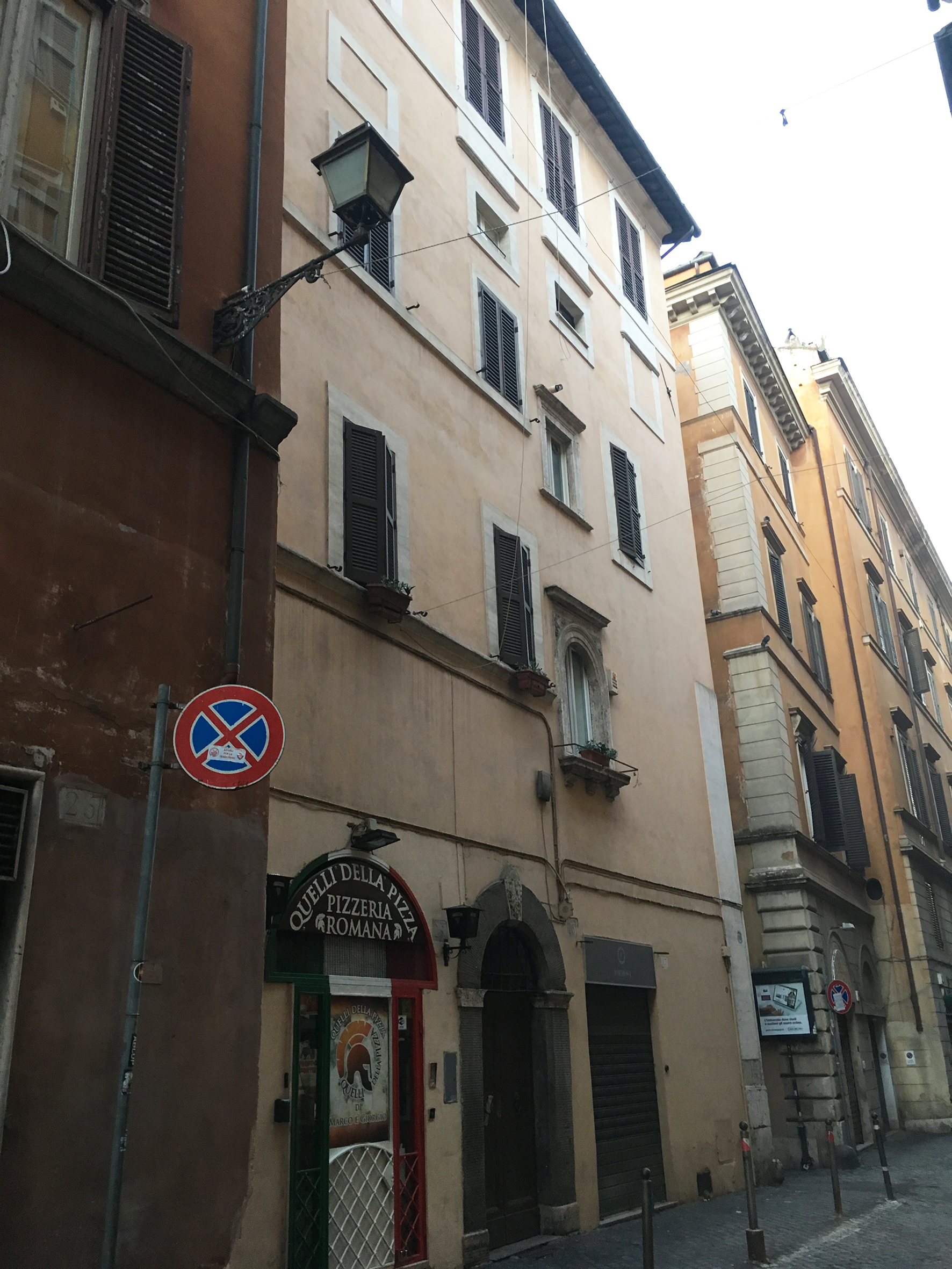 [Casa in Via della Stelletta, 25,26 ,27]
