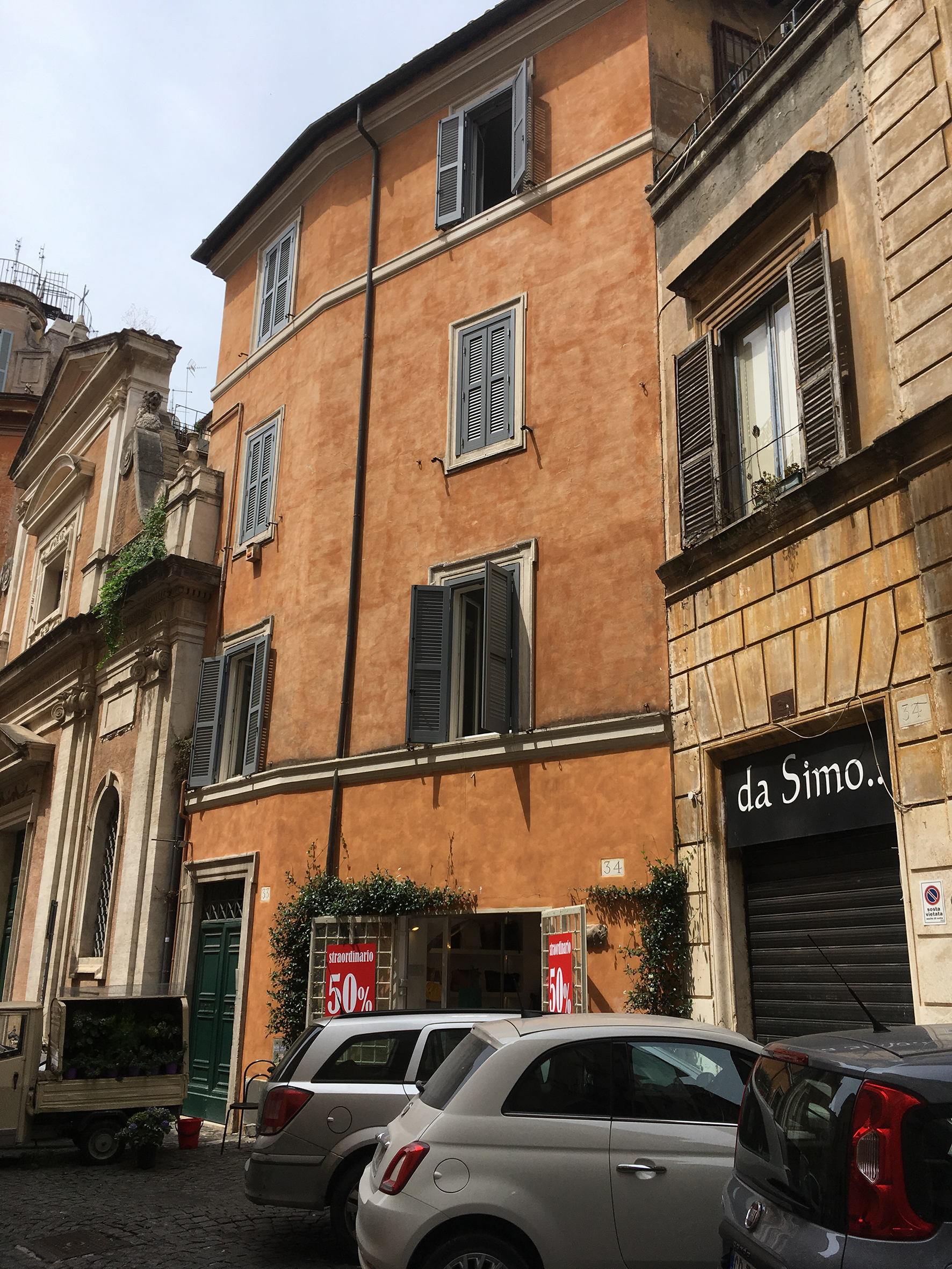 [Casa in Via di Parione, 33 ,34]
