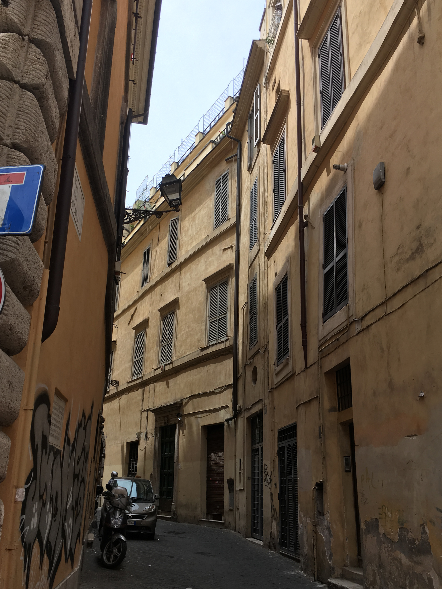 [Casa in Vicolo dei Leutari, 21,22,23 ,24]