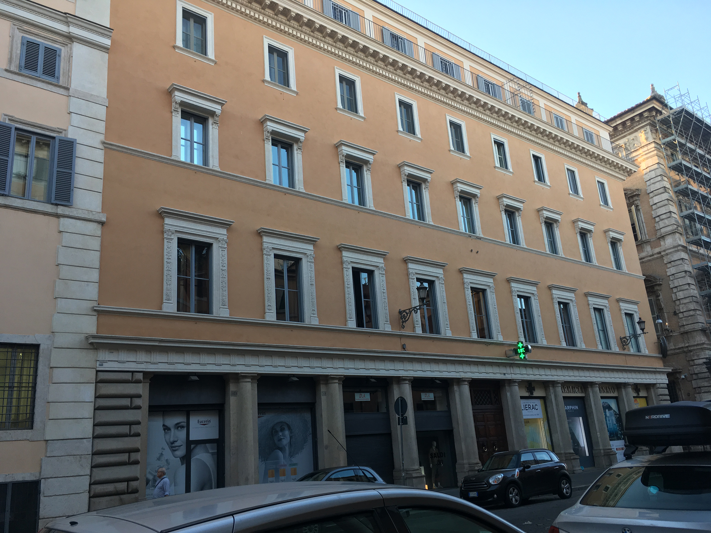 [Palazzo in Corso Rinascimento, 60,58,56,54,52 ,50,48,46,44]
