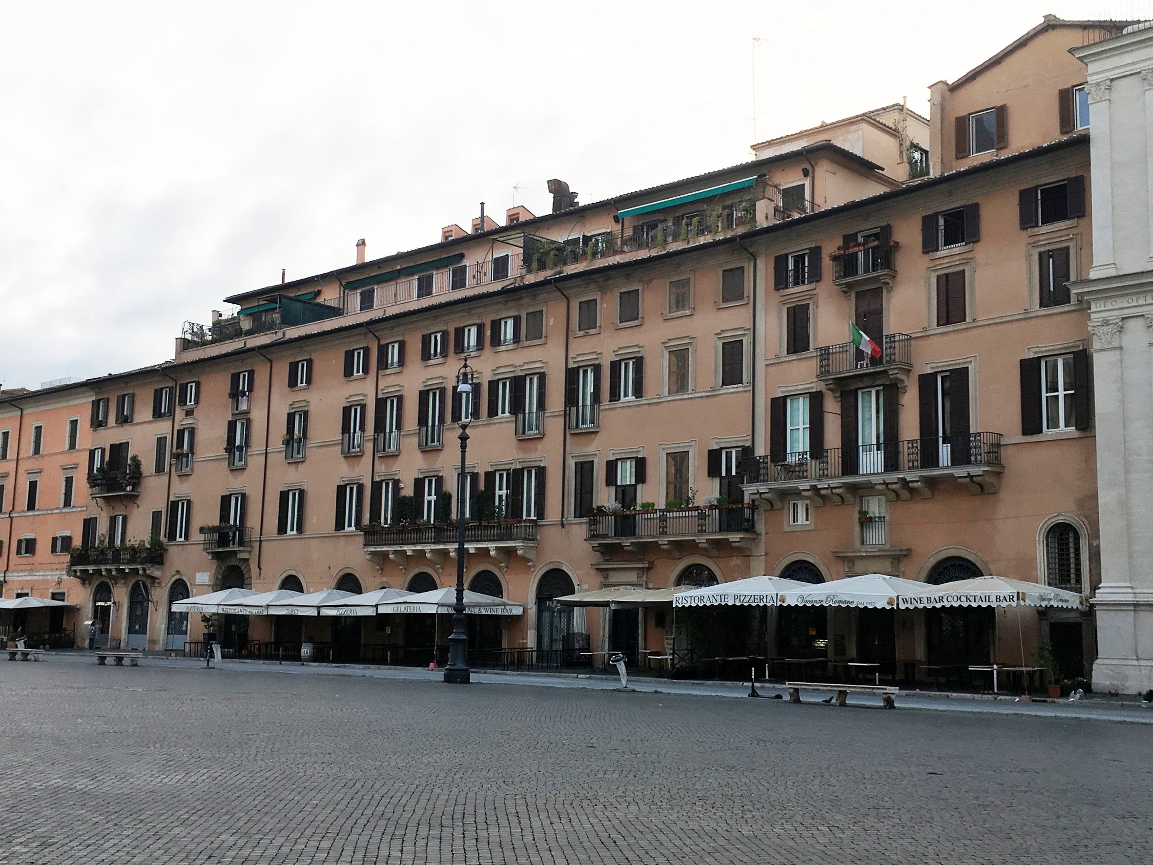 [Palazzo in Piazza Navona, 90,91,92,93 ,94,95,97,99,100,101,102,103,104,105]