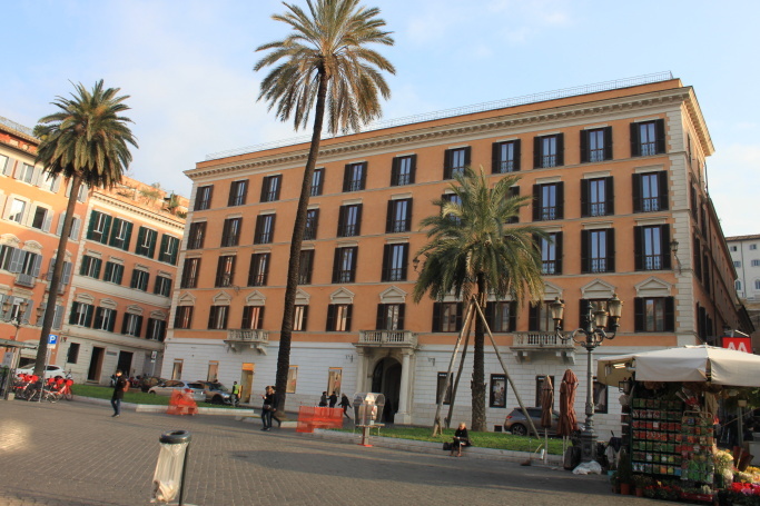 [Palazzo in Piazza di Spagna, 12]