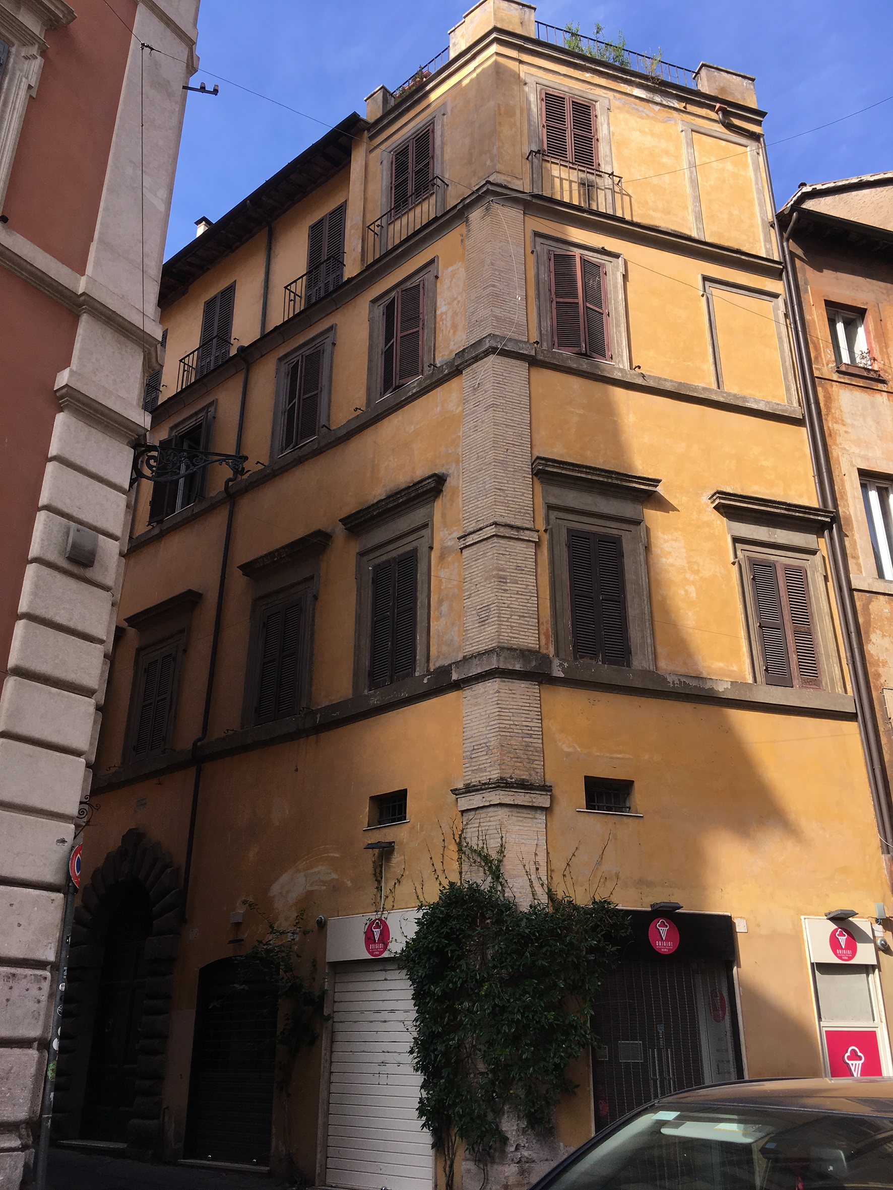[Palazzo in Via del Gesù, 71A,72 ,73]