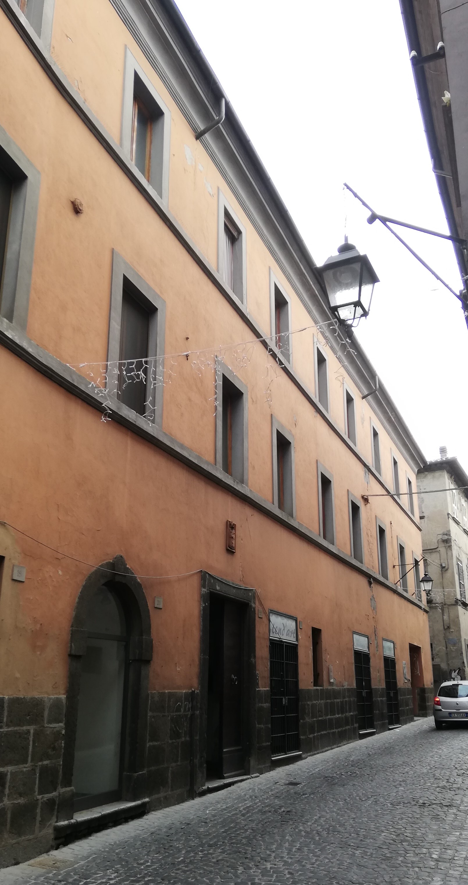 [Casa padronale in via Roma 16/ 18/ 20/ 22/ 24/ 28/ 30]