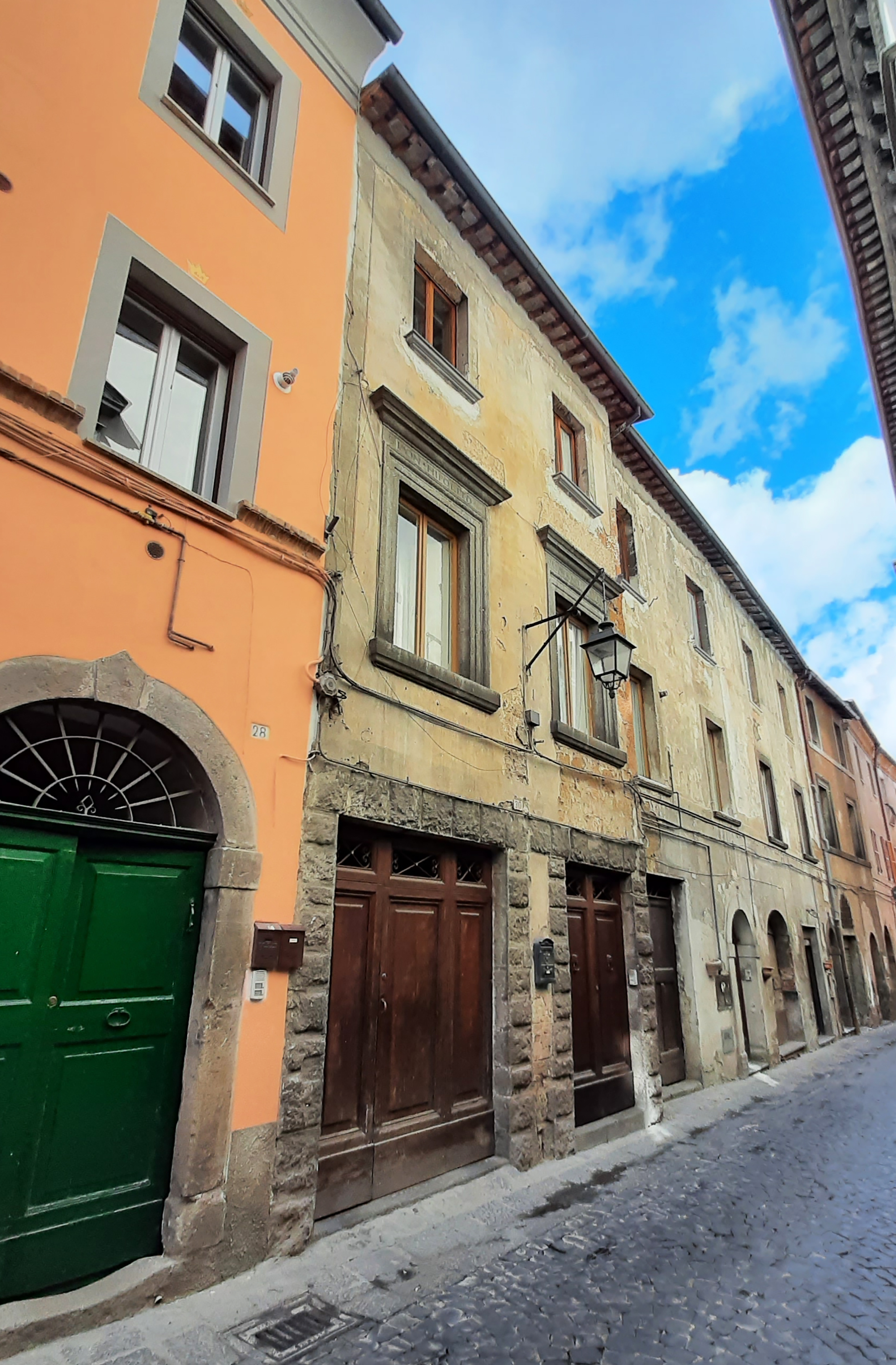 [Palazzetto privato in via Cesare Battisti, 30/ 32]