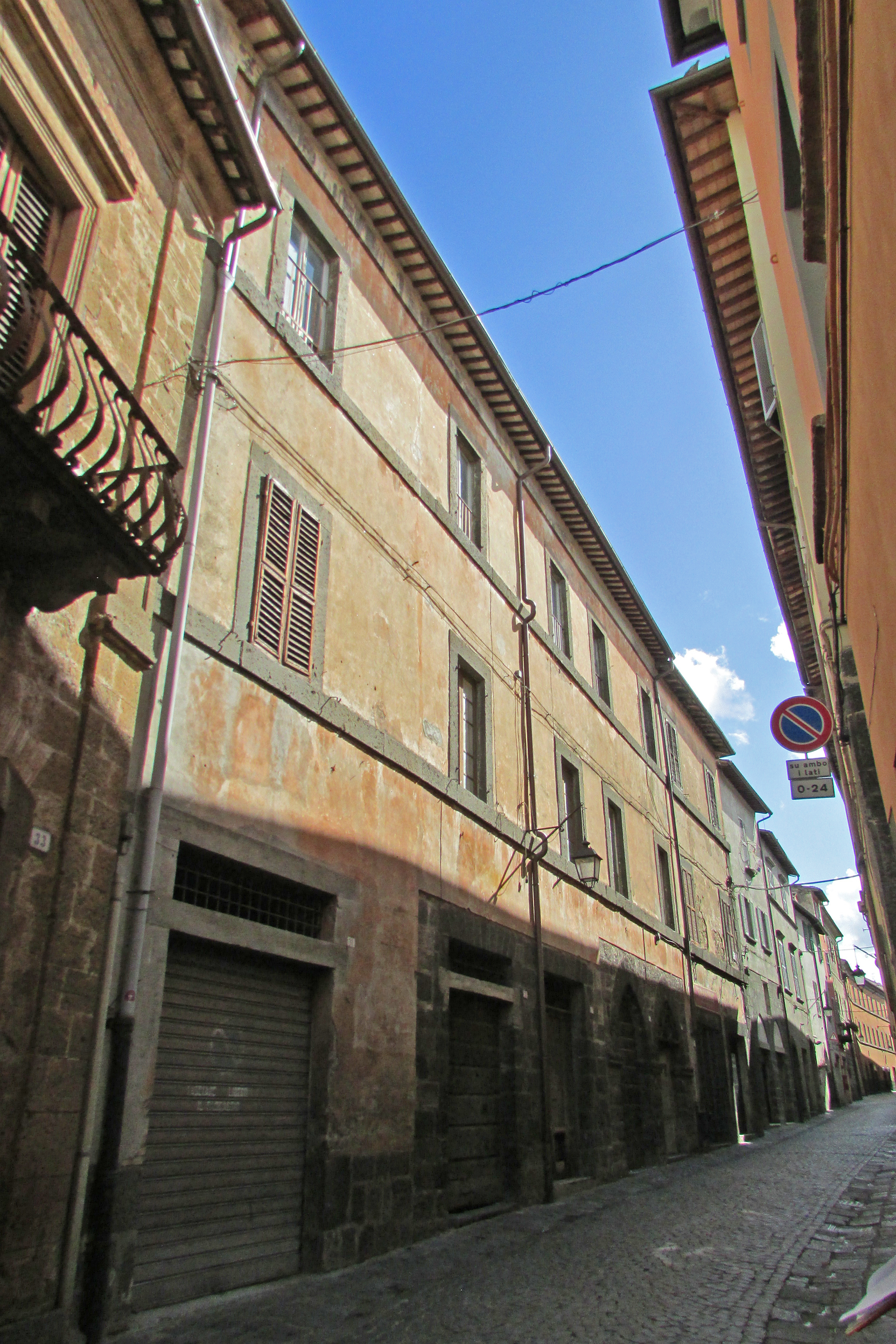 [Palazzo privato in Via Cesare Battisti, 23/ 25/ 27/ 29/ 31]
