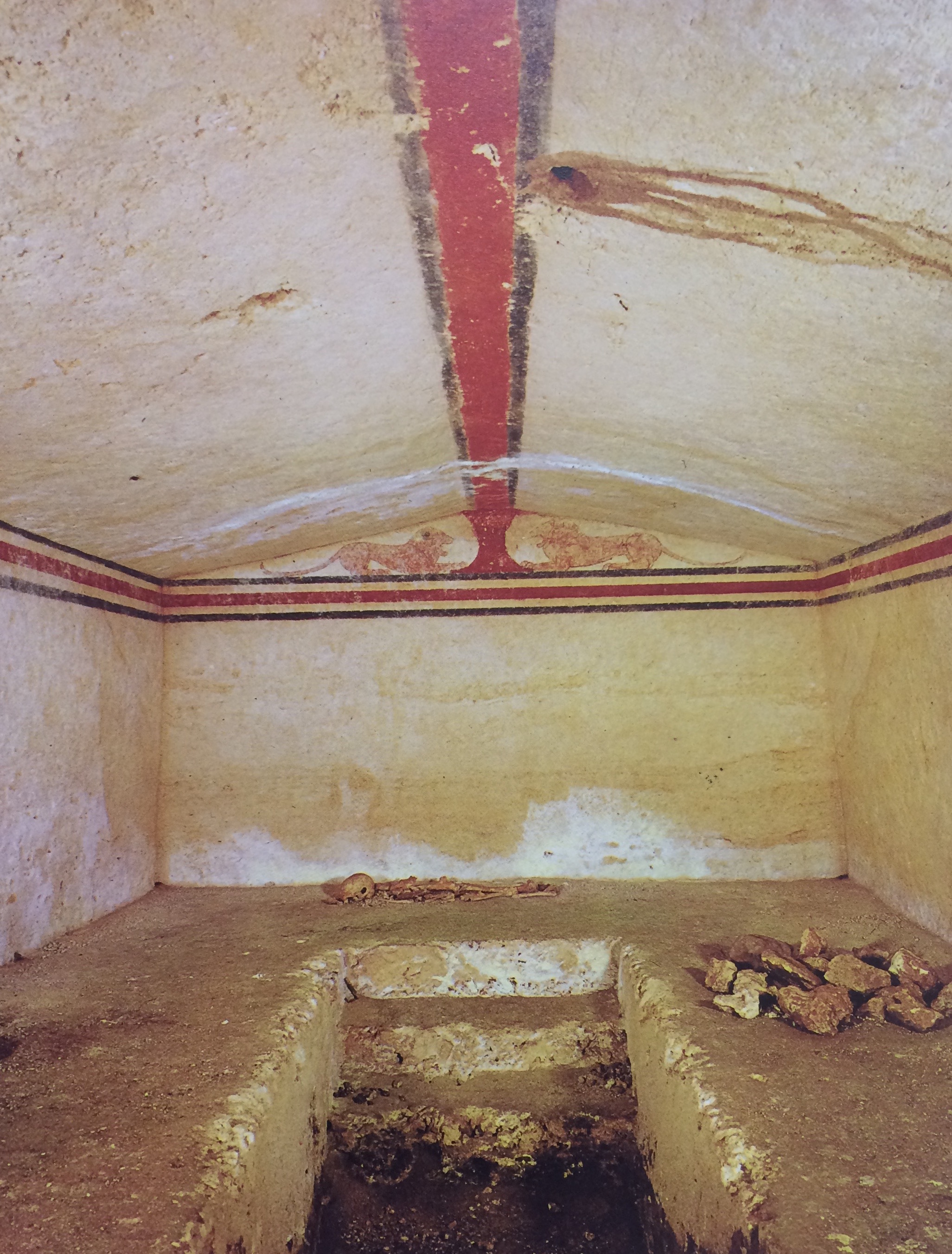 TOMBA DEI LEONI ROSSI