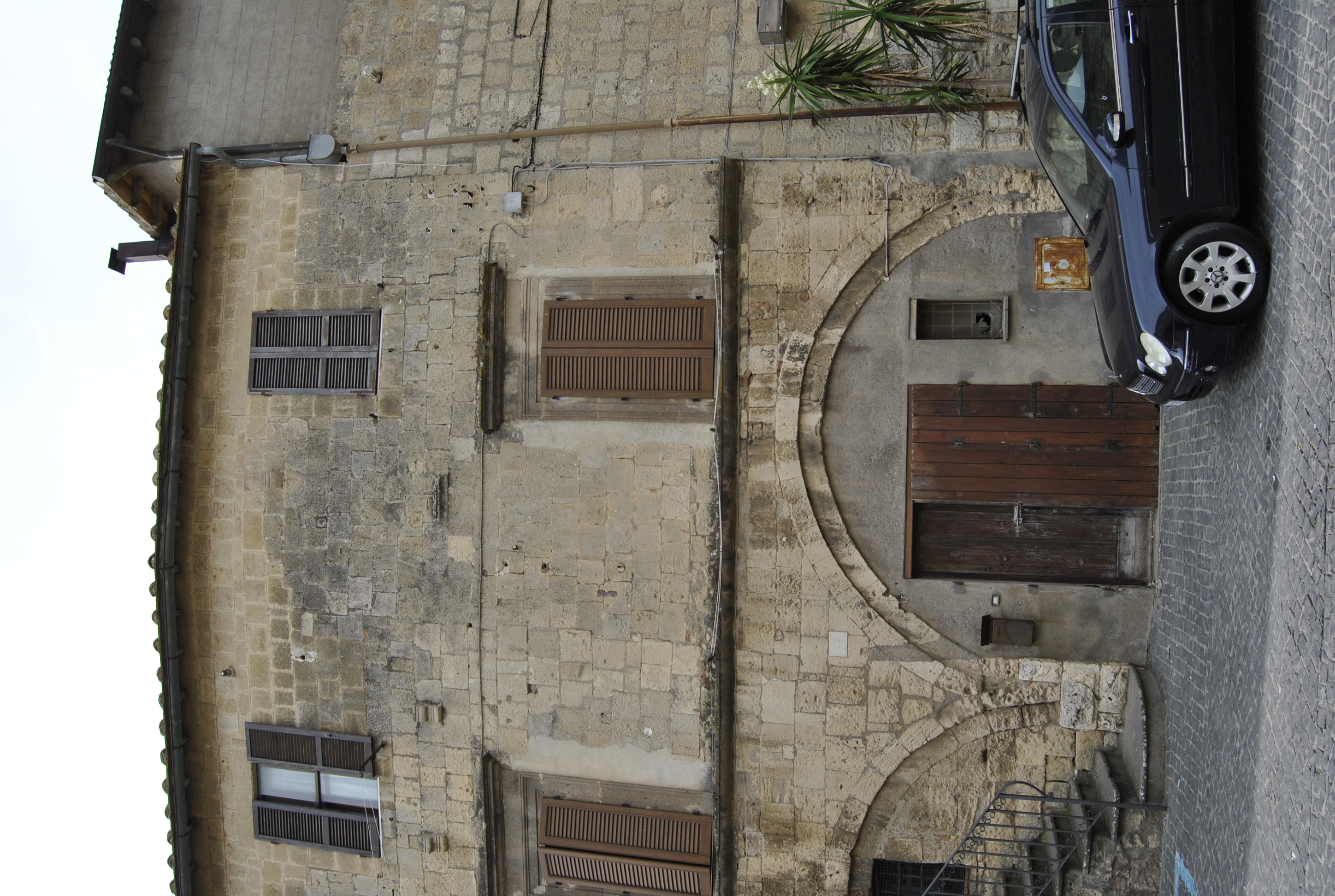 [Casa medievale in via delle Torri, 44]