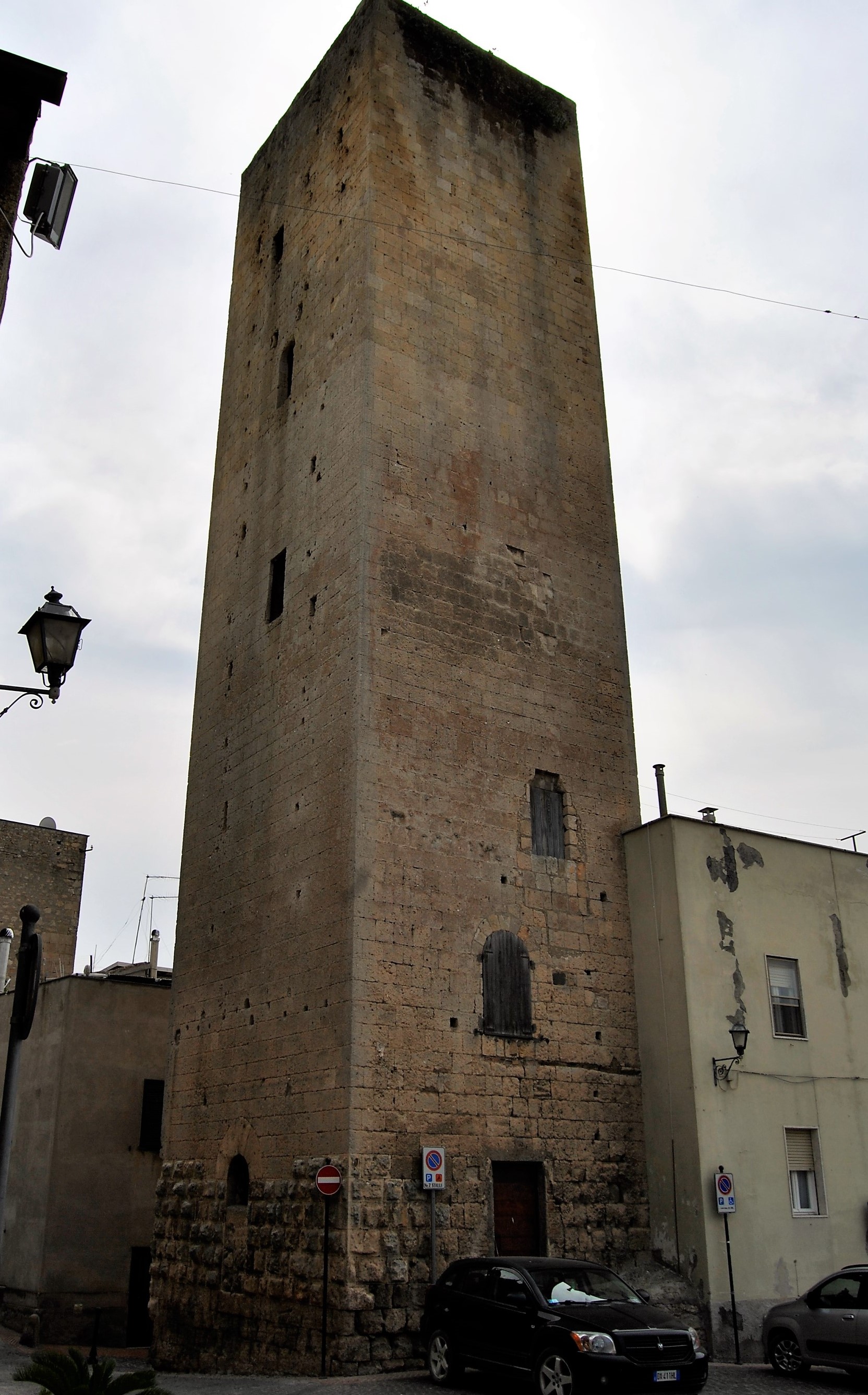 [Torre medievale in via san Martino, 32 A