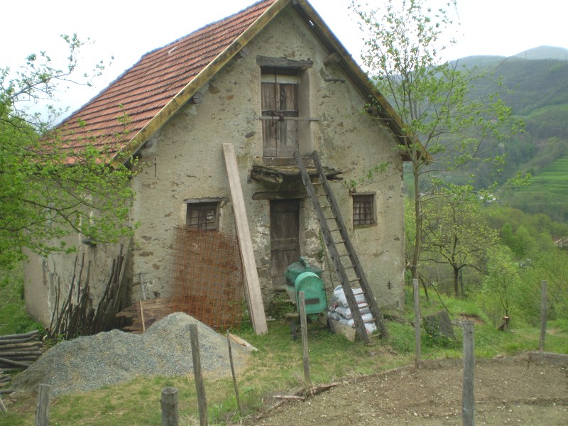 Cascina storica e annesso fienile