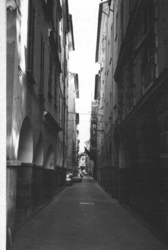 Portici Medioevali in via Rivarola 35, 37, 39