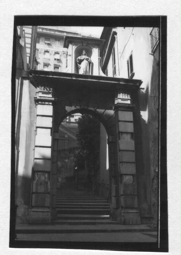 Archivolto dell'ex Chiesa di S.Brigida