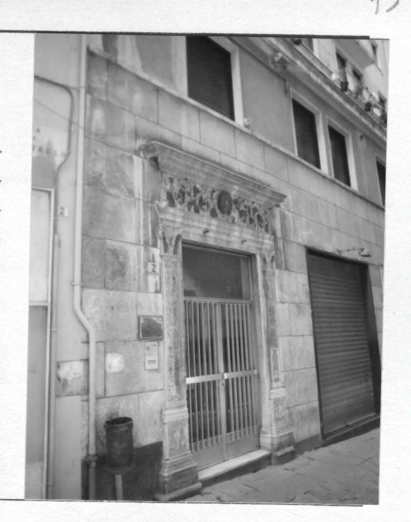 Casa in via Fossatello 2