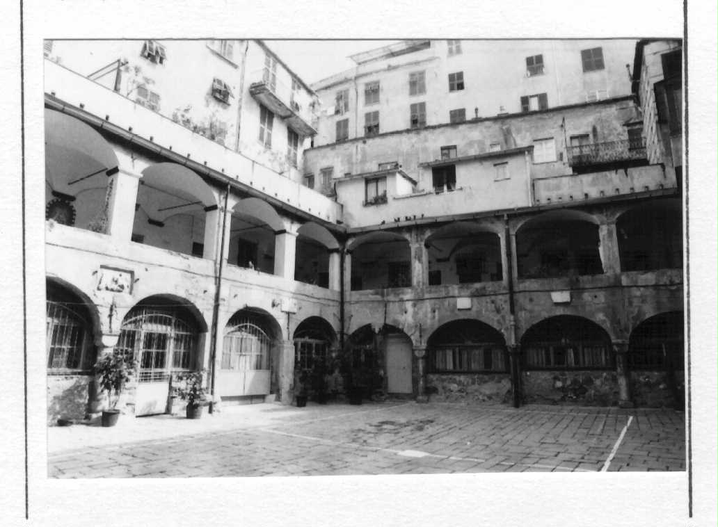 Chiostro di N. S. delle Vigne