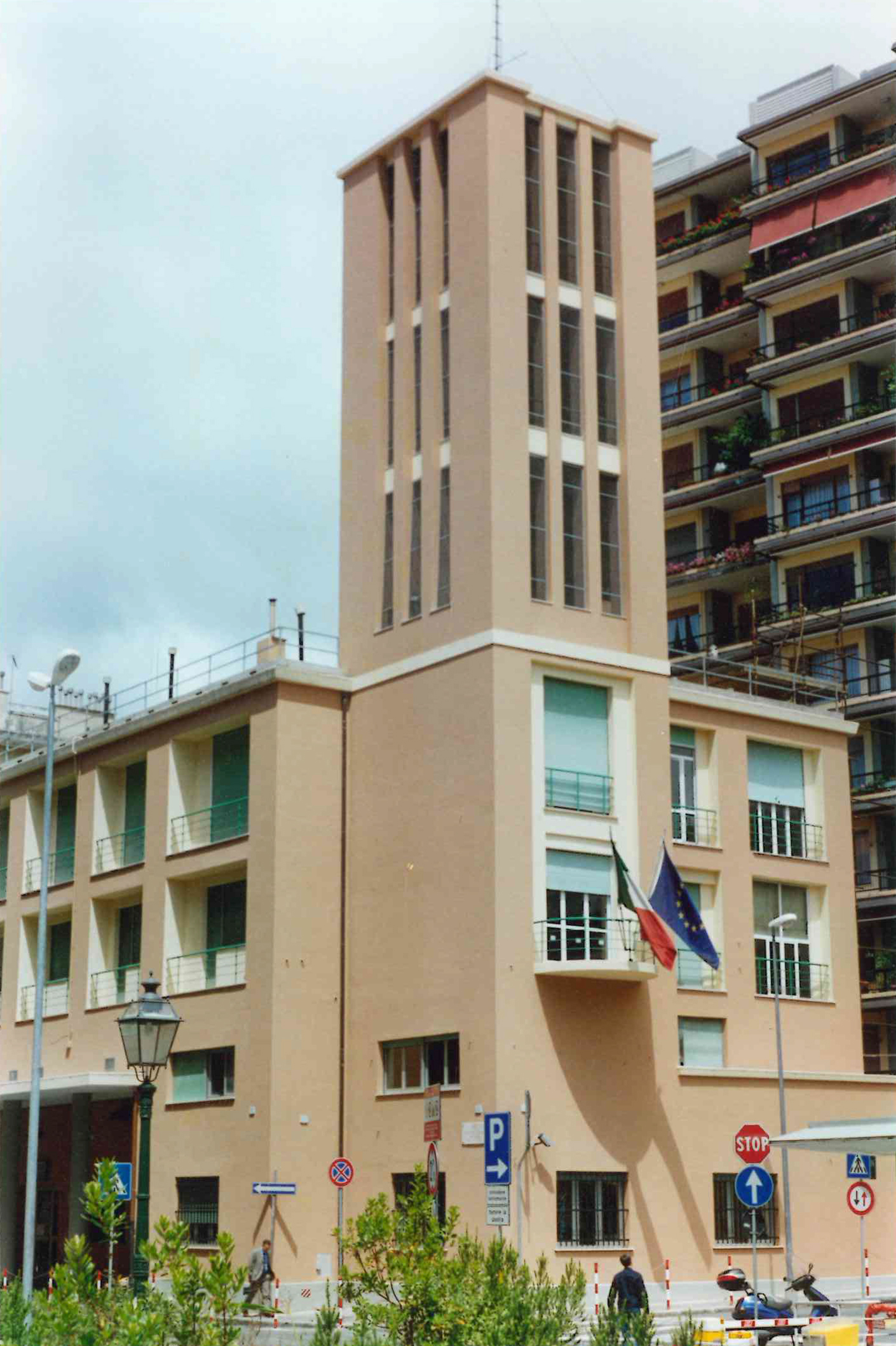 Distretto di Polizia di Sestri ponente ex casa littoria M.Cavagnaro