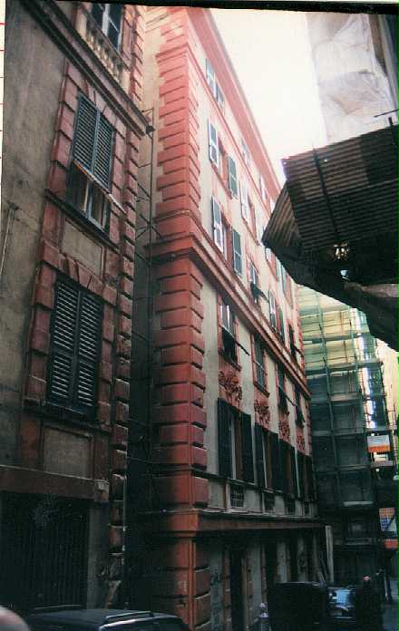 Edificio dell'Opera Pia