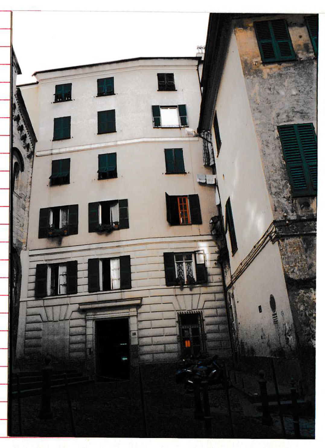 Edificio ingloba chiostro Conventento SM Castello