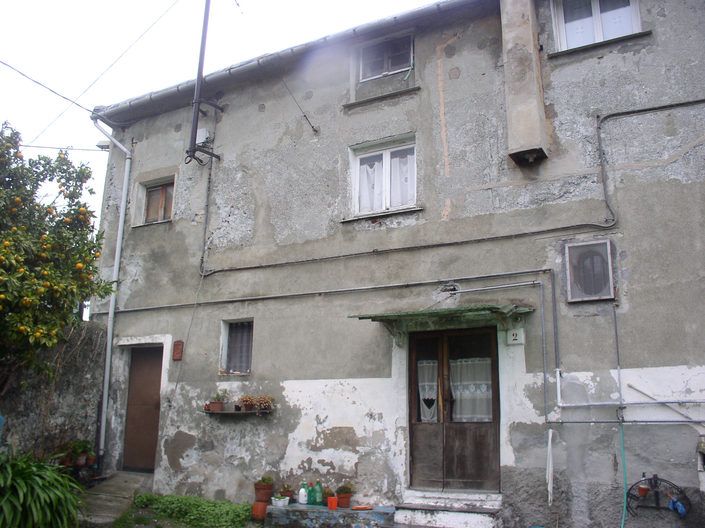 Immobile in Via Oratorio di Borzoli 2-3-4-5