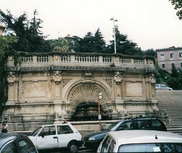 Immobile in piazza Tommaseo 11c r