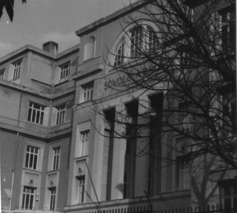 Istituto Magistrale Pertini, già Manzoni, Pascoli