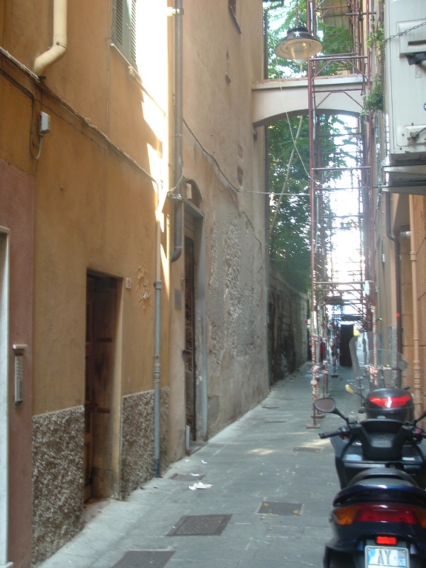 Magazzino in Vico Malatti 13r