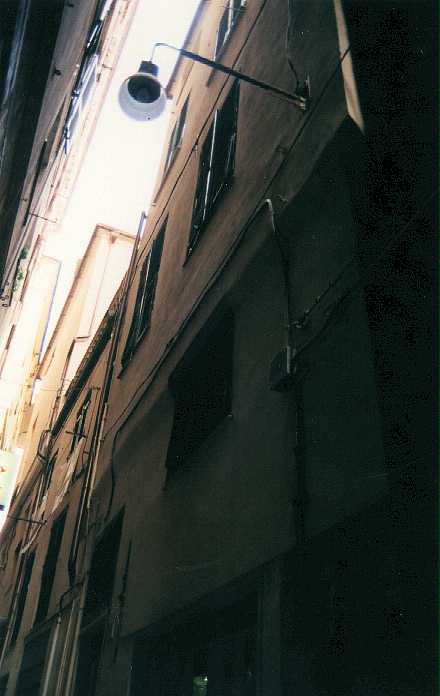 Palazzo in Via Chiabrera, 11-13