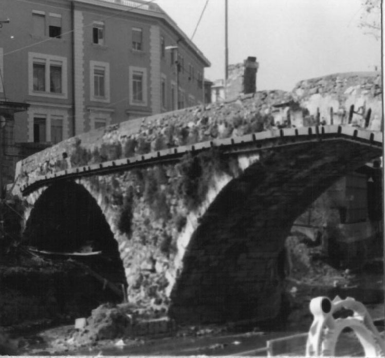 Ponte del XIII secolo