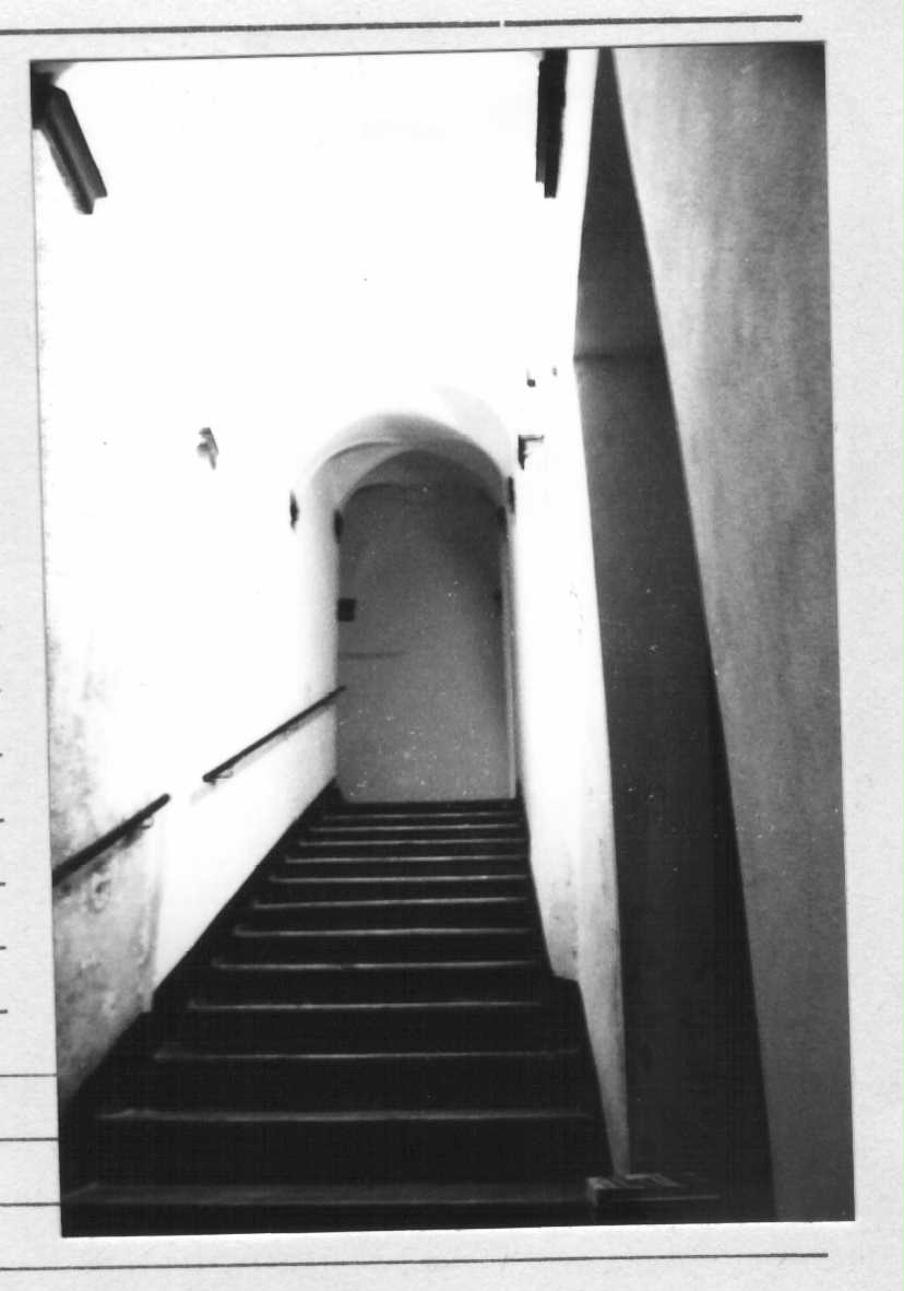 Scala in vico Scudai