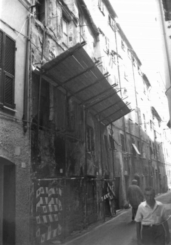 [Edificio privato in via Paglia, 19-43]