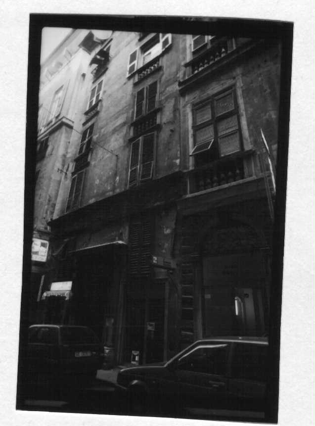 casa in via Lomellini 4