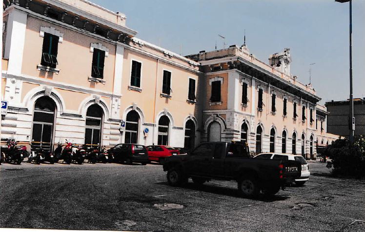 Stazione di Sestri Levante
