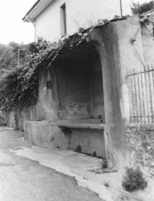 Antica fontana romana di Varcavello
