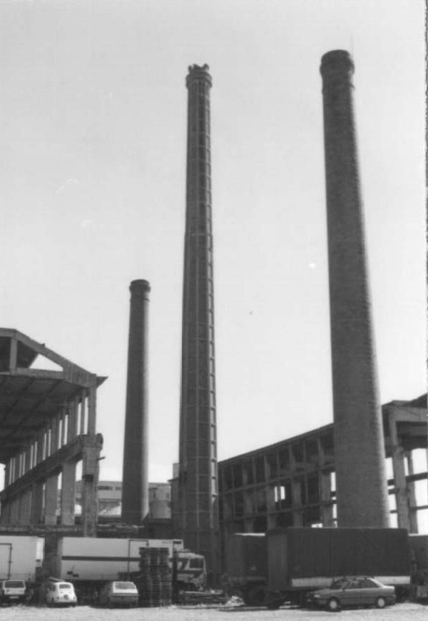 Ciminiera maggiore del complesso ex Ferriere