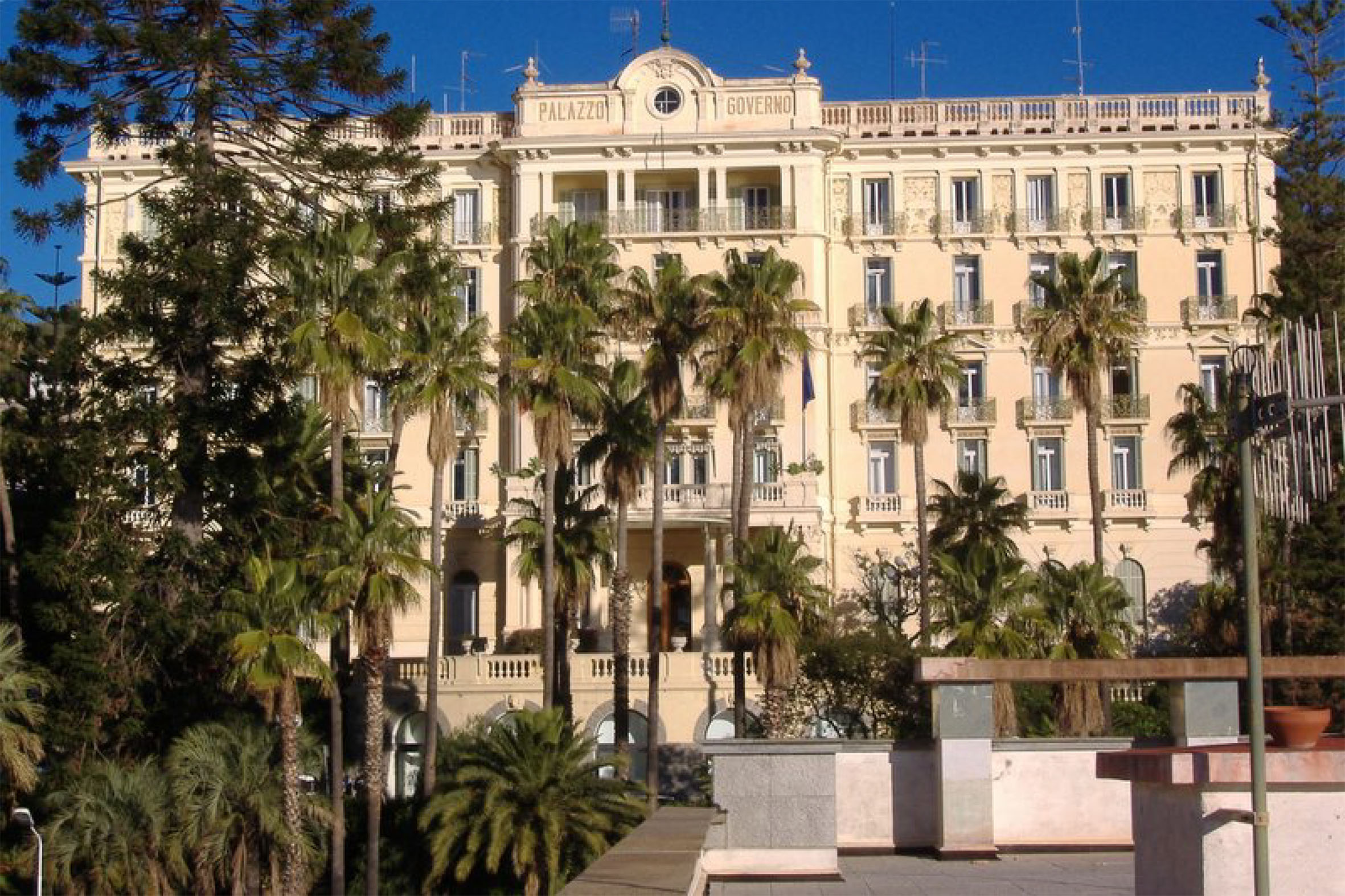 Palazzo della Prefettura e della Provincia