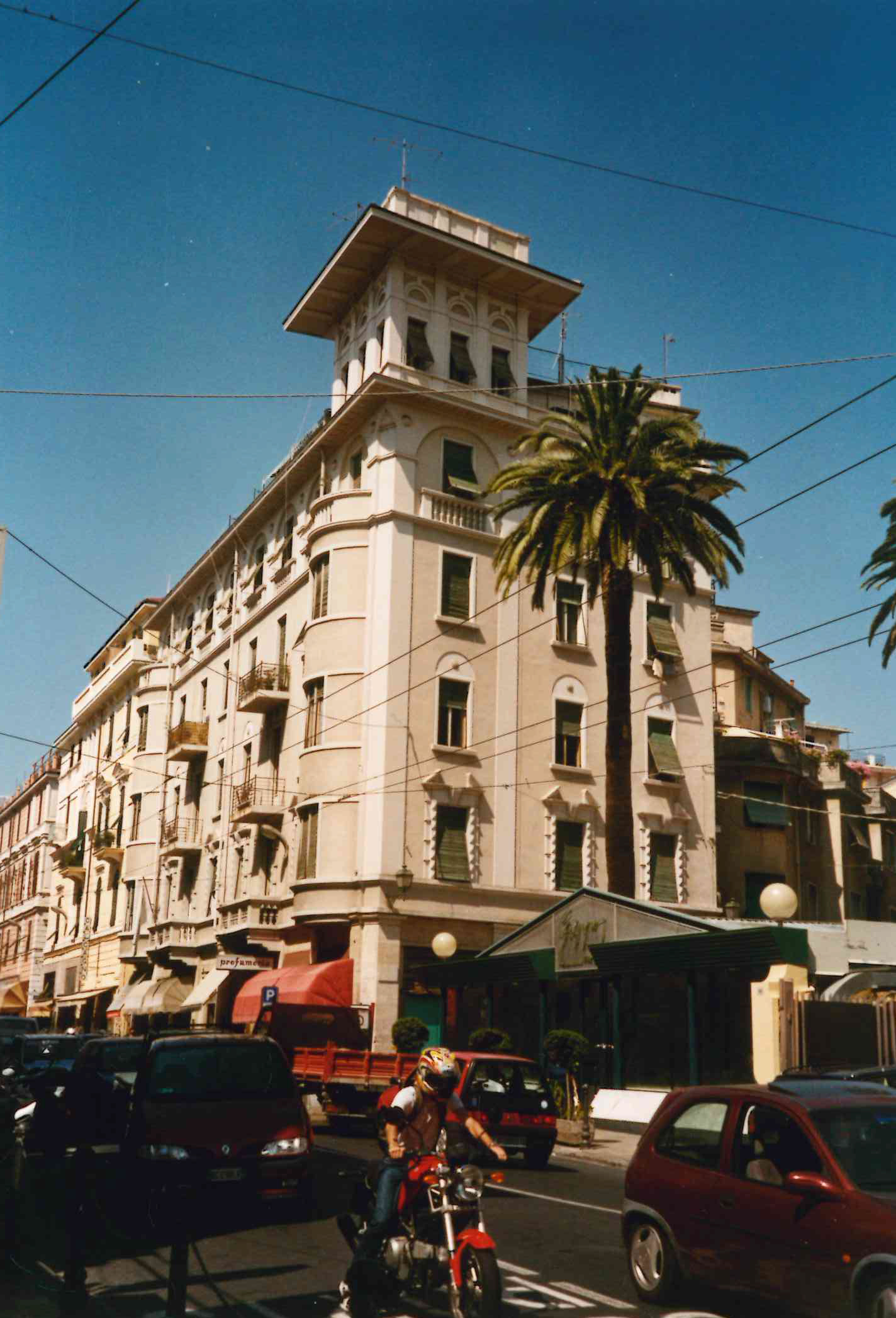 palazzo, residenziale)
