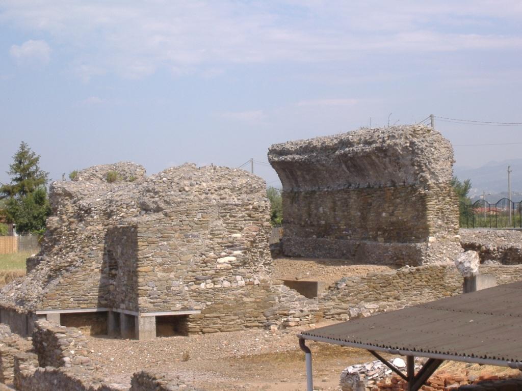 GRANDE TEMPIO di Luni