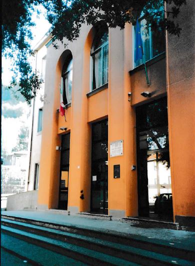 Scuola Media "Di Giona"