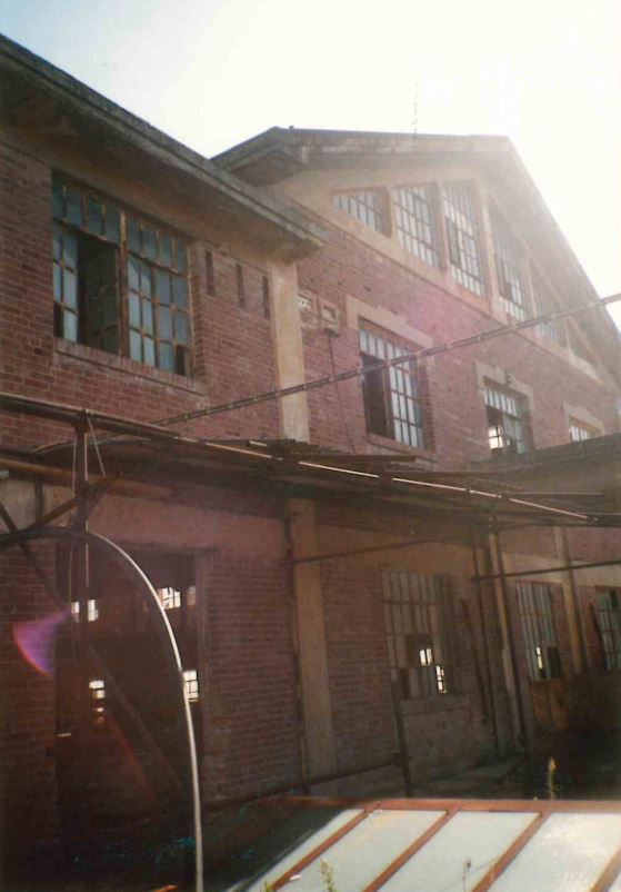 ex Ceramica Vaccari