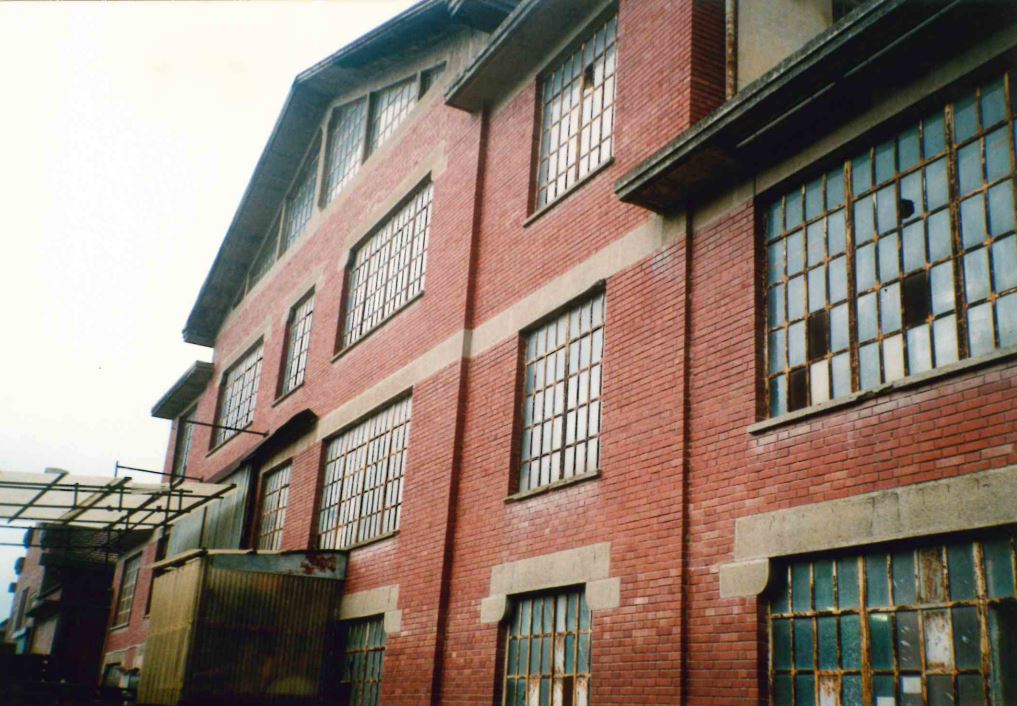 ex Ceramica Vaccari