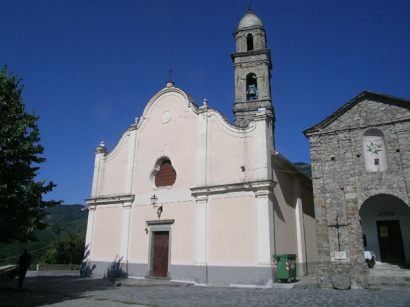 chiesa, parrocchiale, Chiesa dei Santi Quirico e Rocco