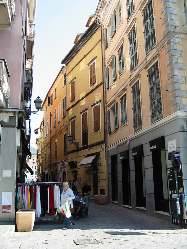 Albergo in via XX Settembre 124-126
